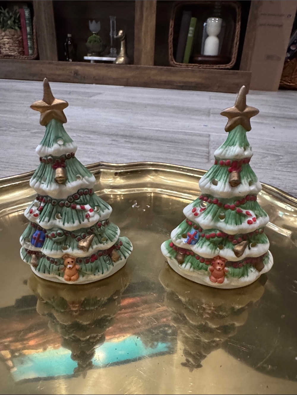 Holiday Ceramic Christmas Tree tea light candle holder
